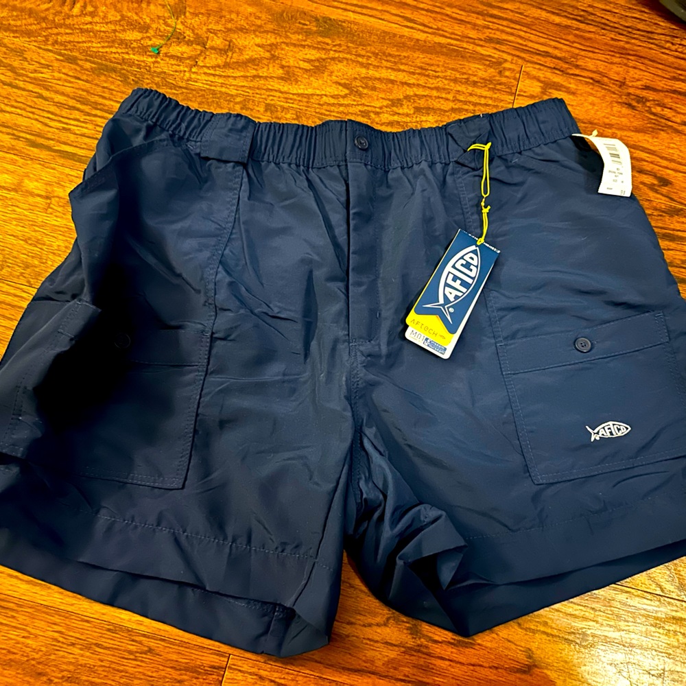 Aftco shorts nwt‎